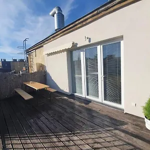 Beauty On The Rooftop With Ac And Rooftop Terrace Apartamento Budapest